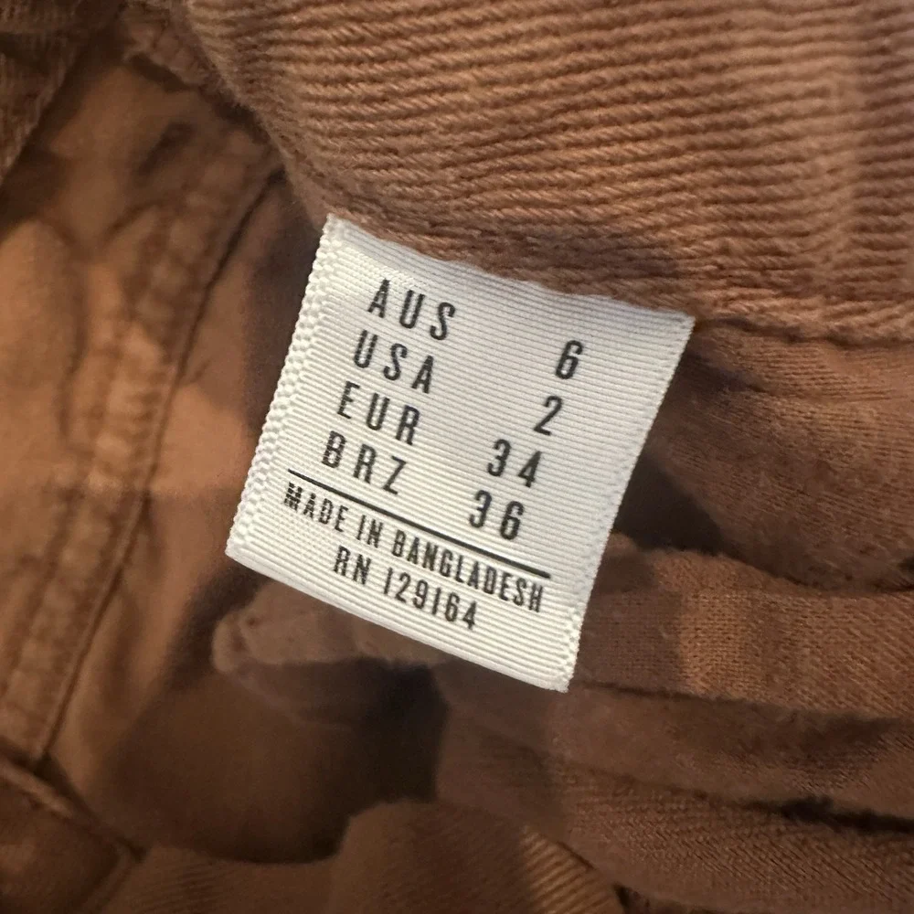 Cotton: On The Frayed Mid Rise Brown Cut Off‎ shorts Women's Size 2